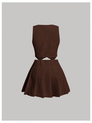 Women's Plus Size 2 Piece Outfit Corduroy Sleeveless Button Down Crop Vest Blazer and Pleated Mini Skirt Set